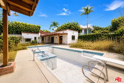 513 N Rexford Dr, Beverly Hills, CA 90210 - Photo 13