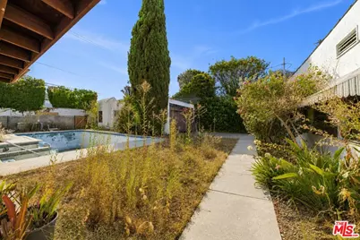 513 N Rexford Dr, Beverly Hills, CA 90210 - Photo 9