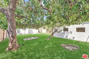 620 W 42nd Pl, Los Angeles, CA 90037 - Photo 27