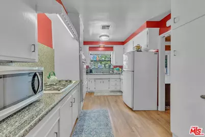 5320 Wortser Ave, Los Angeles, CA 91401 - Photo 17