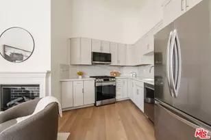 11011 Huston St, North Hollywood, CA 91601 - Photo 13