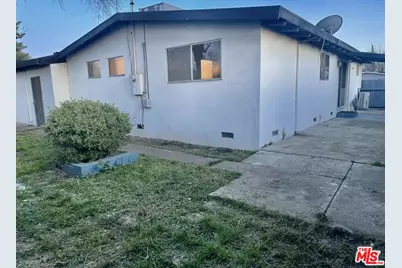111 W 23 Rd St, Tracy, CA 95376 - Photo 15