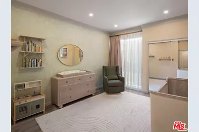 324 N Palm Dr #307, Beverly Hills, CA 90210 - Photo 7