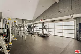 7377 Pyramid Pl, Los Angeles, CA 90046 - Photo 23