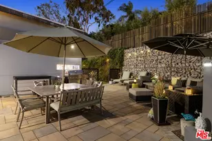 6040 W 76th Pl, Los Angeles, CA 90045 - Photo 15