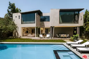 212 S Saltair Ave, Los Angeles, CA 90049 - Photo 39