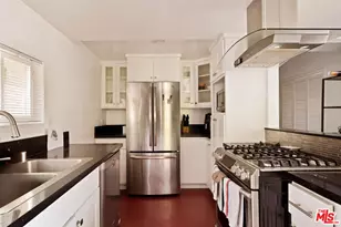 5815 Franklin Ave, Los Angeles, CA 90028 - Photo 11