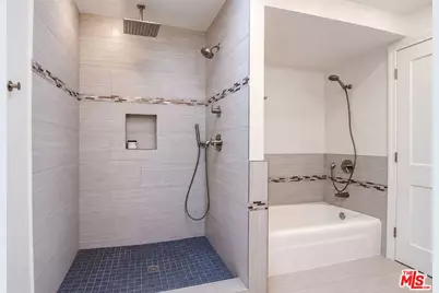 1434 Greenfield Ave #303, Los Angeles, CA 90025 - Photo 21