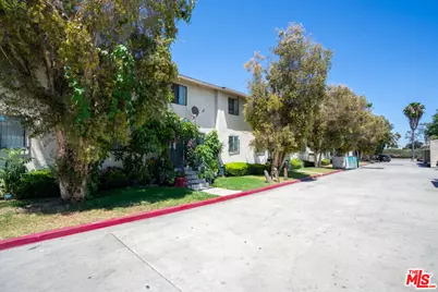 10965 Wright Rd, Lynwood, CA 90262 - Photo 7