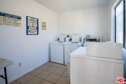 10965 Wright Rd, Lynwood, CA 90262 - Photo 25