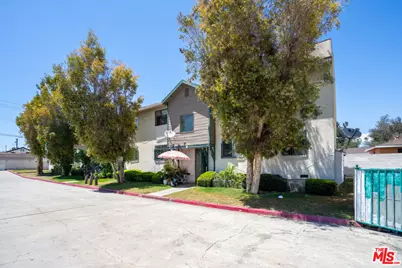10965 Wright Rd, Lynwood, CA 90262 - Photo 3