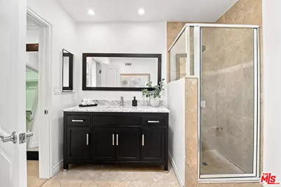5243 Yarmouth Ave #31, Encino, CA 91316 - Photo 19