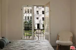109 N Sycamore Ave, Los Angeles, CA 90036 - Photo 11
