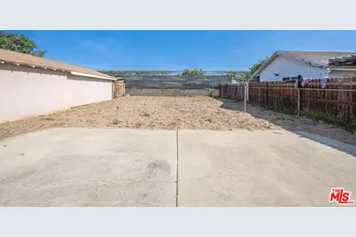 3229 W 108th St, Inglewood, CA 90303 - Photo 29