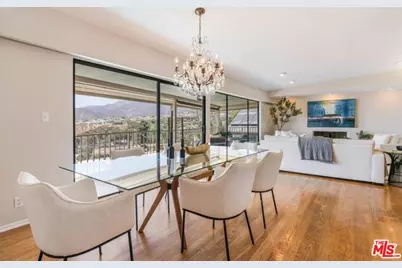 17866 Tramonto Dr, Los Angeles, CA 90272 - Photo 7
