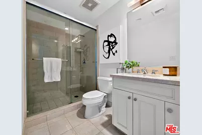 10727 Wilshire Blvd #404, Los Angeles, CA 90024 - Photo 39