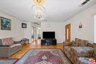 8058 Fulton Ave, North Hollywood, CA 91605 - Photo 29