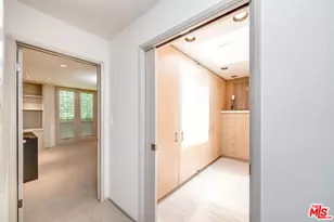 9656 Lawlen Way, Los Angeles, CA 90210 - Photo 19