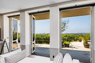 9656 Lawlen Way, Los Angeles, CA 90210 - Photo 7