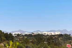 1680 Alta Mura Rd, Pacific Palisades, CA 90272 - Photo 41