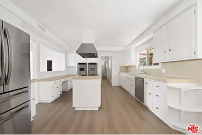 1680 Alta Mura Rd, Pacific Palisades, CA 90272 - Photo 25