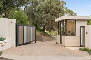 1680 Alta Mura Rd, Pacific Palisades, CA 90272 - Photo 3