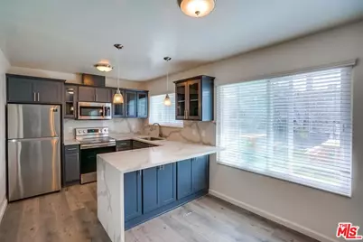 621 E 99th St, Inglewood, CA 90301 - Photo 13