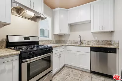 11921 Jefferson Blvd, Los Angeles, CA 90230 - Photo 17