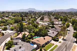 5908 Radford Ave, Los Angeles, CA 91607 - Photo 49