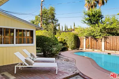 5908 Radford Ave, Los Angeles, CA 91607 - Photo 47