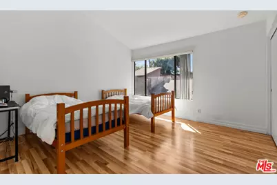 33 Northwoods Ln, La Crescenta, CA 91214 - Photo 25