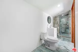 15441 Lemarsh St, Mission Hills, CA 91345 - Photo 11
