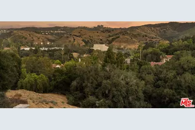 23216 Park Corniche, Calabasas, CA 91302 - Photo 5