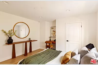 825 Huntley, West Hollywood, CA 90069 - Photo 17