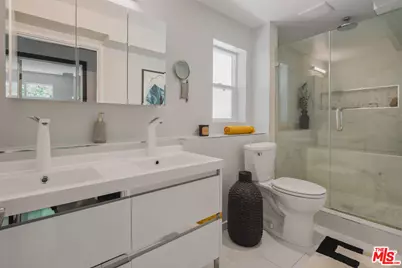 4747 Baltimore St, Los Angeles, CA 90042 - Photo 11