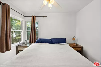 17646 Delano St, Los Angeles, CA 91316 - Photo 17