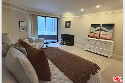 4752 Park Encino Ln #212, Encino, CA 91436 - Photo 11