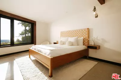 30464 Morning View Dr, Malibu, CA 90265 - Photo 27