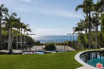 30464 Morning View Dr, Malibu, CA 90265 - Photo 13
