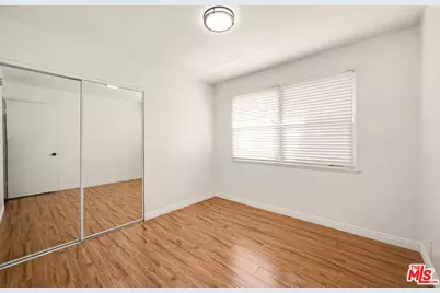 22932 Covello St, Los Angeles, CA 91307 - Photo 19