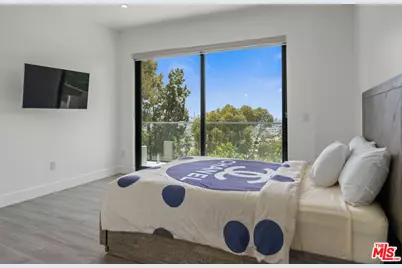 6181 Temple Hill Dr, Los Angeles, CA 90068 - Photo 35