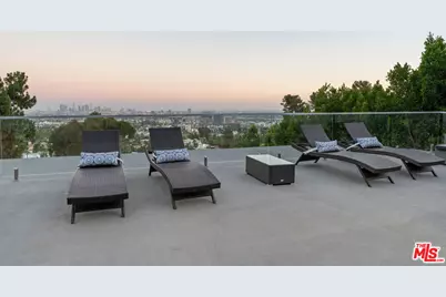 6181 Temple Hill Dr, Los Angeles, CA 90068 - Photo 55