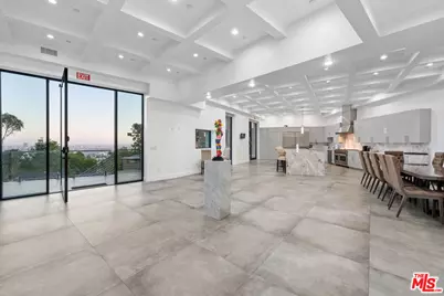 6181 Temple Hill Dr, Los Angeles, CA 90068 - Photo 7