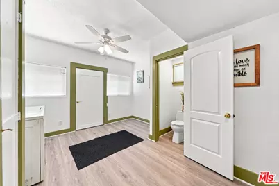 1726 6th Ave, Los Angeles, CA 90019 - Photo 9