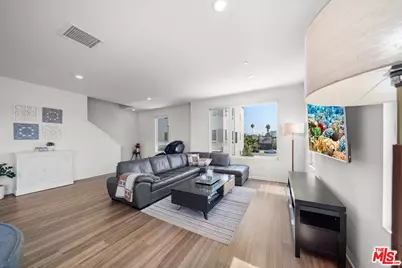 10712 Parrot Ave, Downey, CA 90241 - Photo 17