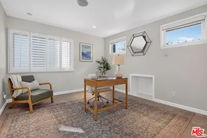 4262 Levitt Ln, Sherman Oaks, CA 91403 - Photo 33