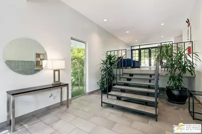 848 N Kings Rd #102, West Hollywood, CA 90069 - Photo 3