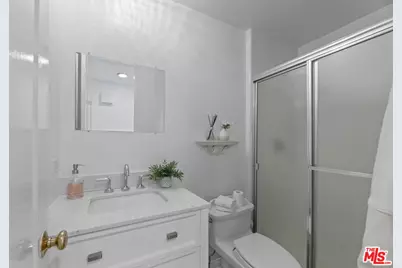 9501 W Olympic Blvd, Beverly Hills, CA 90212 - Photo 15