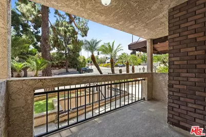 12321 Ocean Park Blvd #2, Los Angeles, CA 90064 - Photo 15