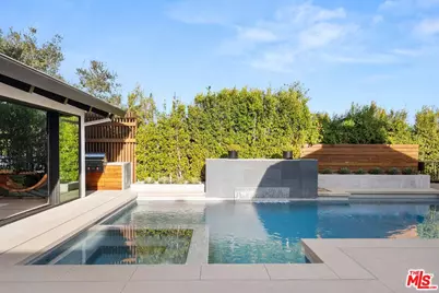 433 Bellagio Ter, Los Angeles, CA 90049 - Photo 19